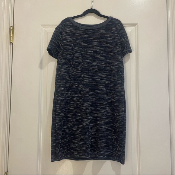 SIZE S (fits petite) | Grey Short Sleeve Dress - Picture 1 of 2